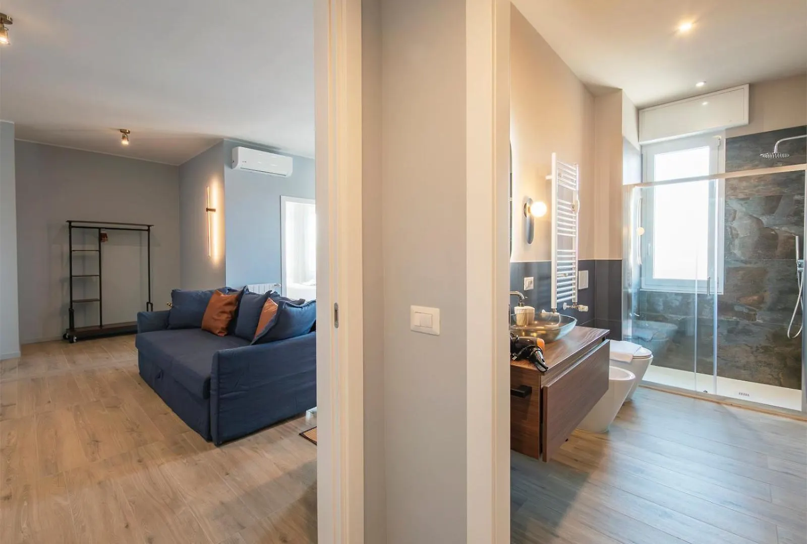 New Two-Room Apartment A Stone'S Throw From The M3 Metro Milan Italy