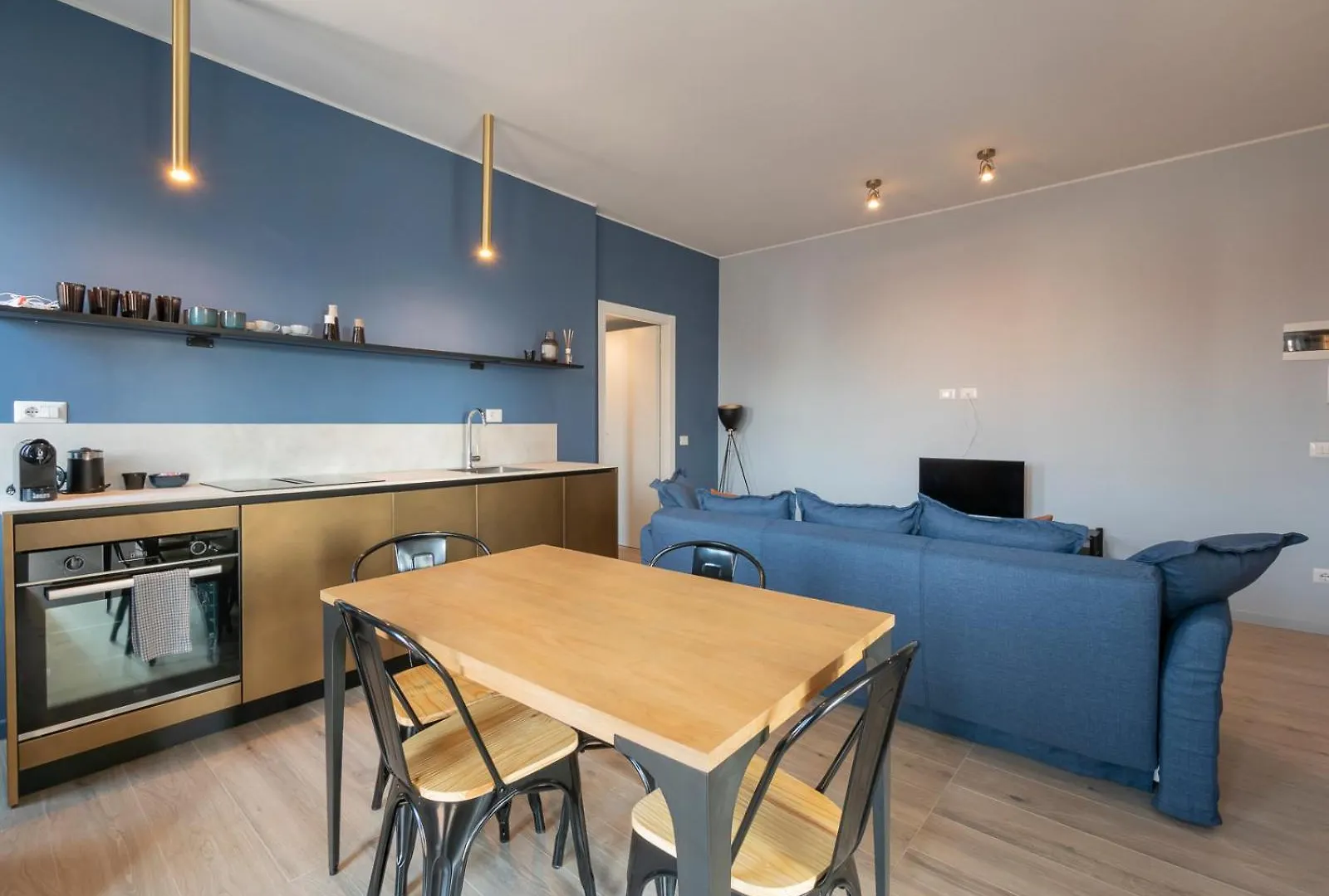 New Two-Room Apartment A Stone'S Throw From The M3 Metro Milan