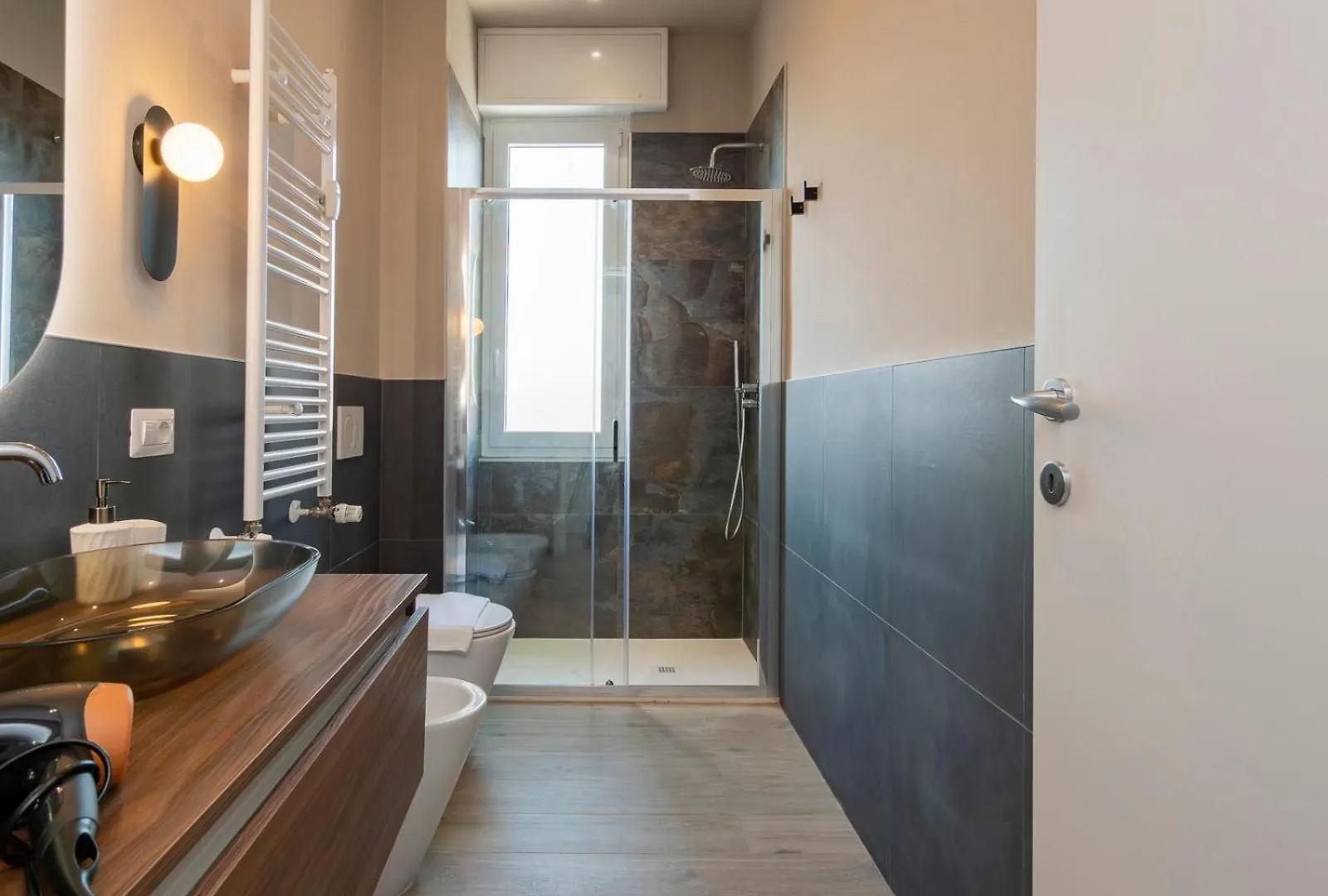 New Two-Room Apartment A Stone'S Throw From The M3 Metro Milan Italy